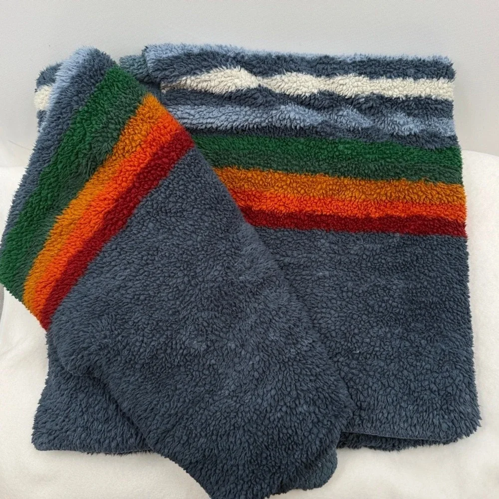 Pendleton Sherpa Fleece Blanket Blue Striped 63